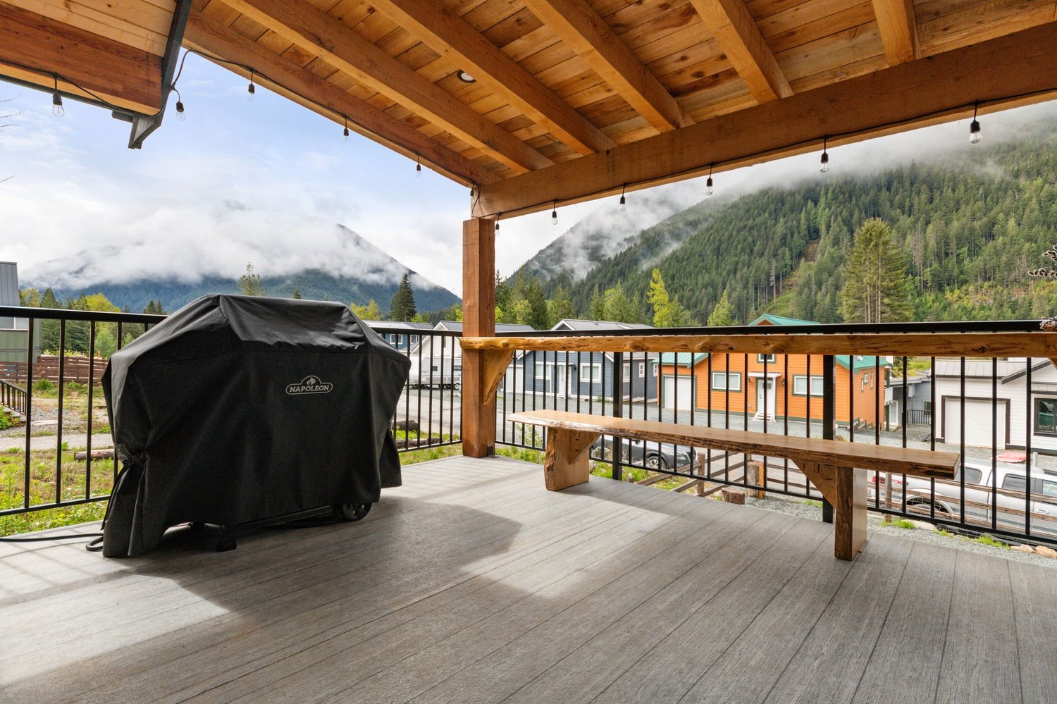Palatial Covered Deck With View