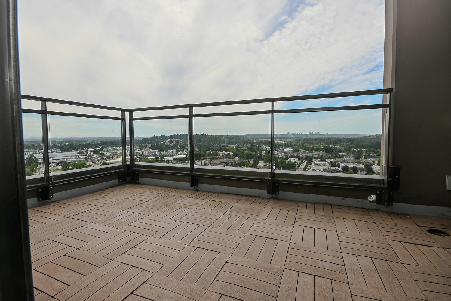 2789 Shaughnessy Street Main Deck